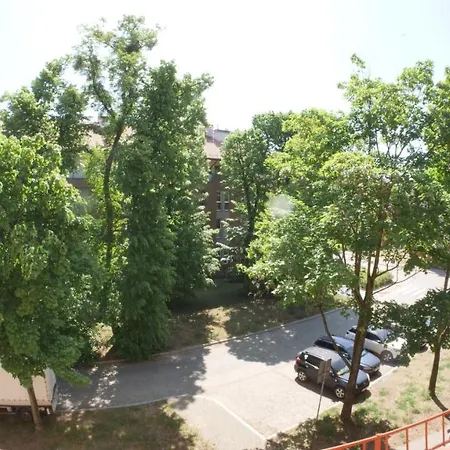 Szewczenki 3 Hostel *