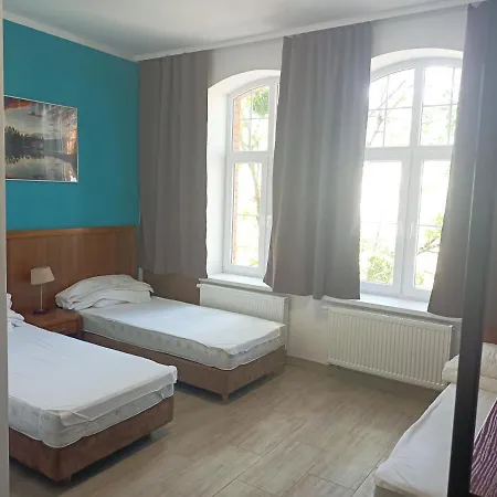 Szewczenki 3 Auberge de jeunesse *