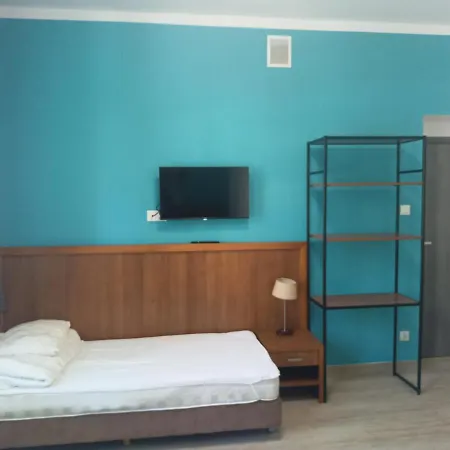 Szewczenki 3 Hostel