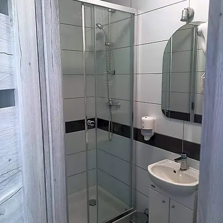 Hostal Szewczenki 3 *