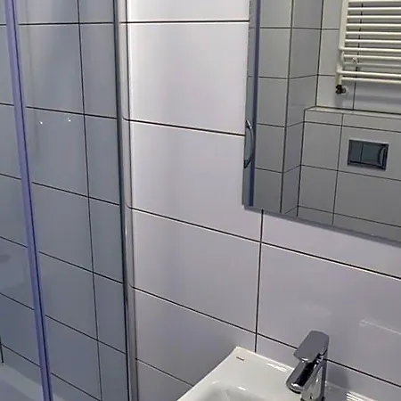 Hostal Szewczenki 3 *